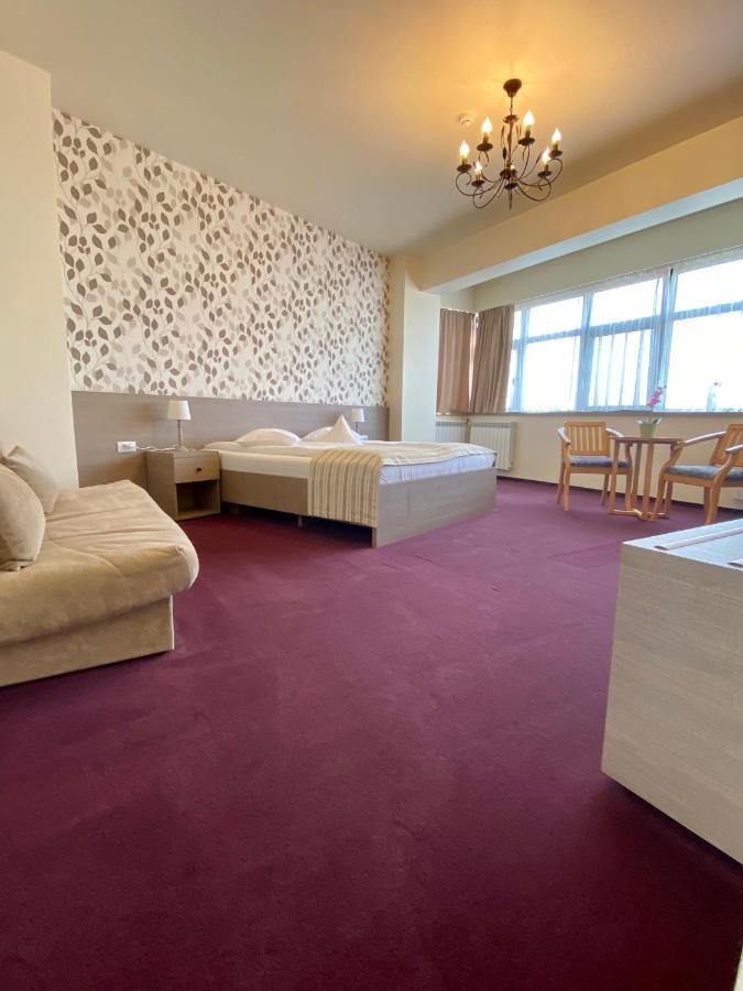 Focşani Pensiunea Rix Rooms מראה חיצוני תמונה